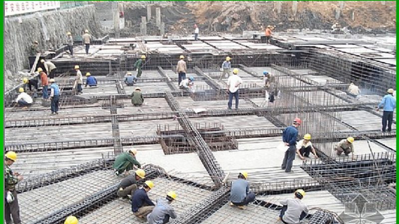 小型桥梁混凝土浇筑顺序解析：从基层处理到抗渗等级